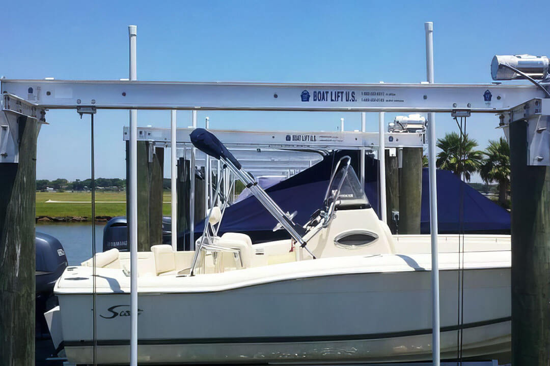 4-Pile Boat Lift at a Marina - BOAT LIFT US