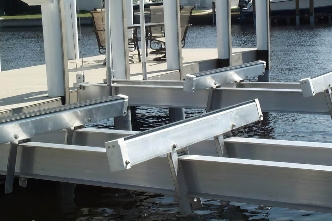 6-Pile Boat Lift for a 32K Boat - BOAT LIFT US